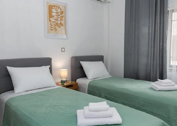 Lemon Tree Chania * Ханья